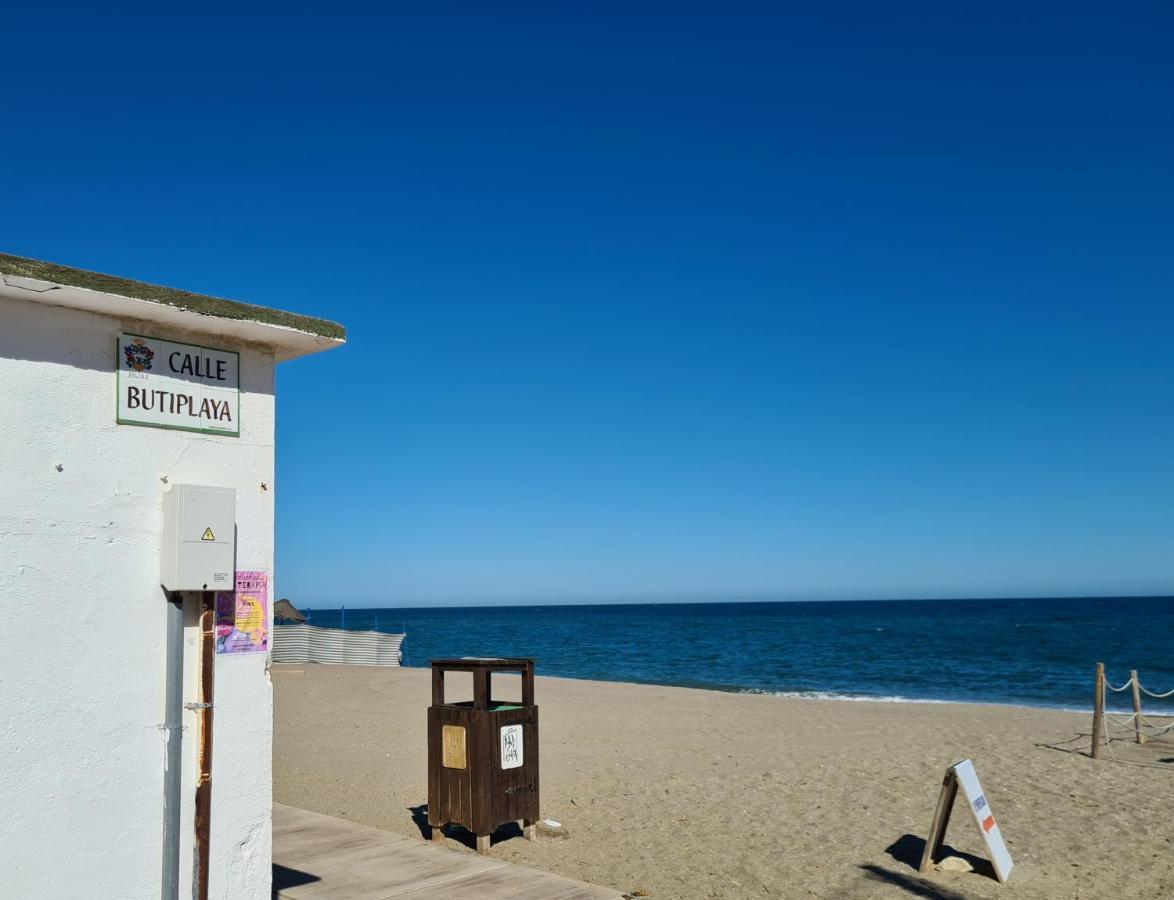 Butiplaya Apartament 卡拉德米哈斯 外观 照片